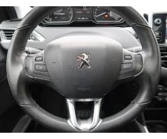 Peugeot 2008 1.2 PureTech 60kW - 22