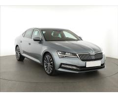 ŠKODA SUPERB COMBI 2.0TDI 140 LAURIN&K 4X4 DSG 7ST