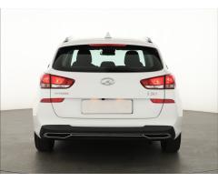 Hyundai i30 1.6 CRDi 85kW - 6