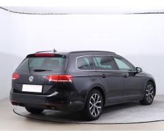 Volkswagen Passat 2.0 TDI 140kW - 7