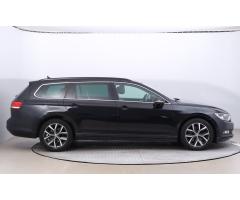 Volkswagen Passat 2.0 TDI 140kW - 8