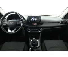 Hyundai i30 1.6 CRDi 81kW - 9