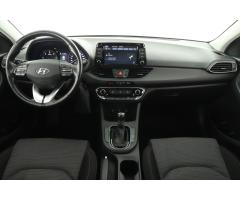 Hyundai i30 1.6 CRDi 85kW - 9