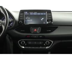 Hyundai i30 1.6 CRDi 85kW - 15