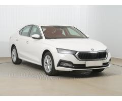 ŠKODA SUPERB COMBI 2.0TDI 140 LAURIN&K 4X4 DSG 7ST