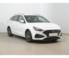 Hyundai i30 1.5 DPI 81kW - 1