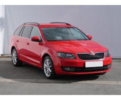 ŠKODA SUPERB COMBI 2.0TDI 140 LAURIN&K 4X4 DSG 7ST