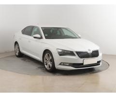 ŠKODA SUPERB COMBI 2.0TDI 140 LAURIN&K 4X4 DSG 7ST