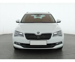 ŠKODA SUPERB COMBI 2.0TDI 140 LAURIN&K 4X4 DSG 7ST