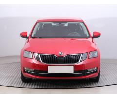 ŠKODA SUPERB COMBI 2.0TDI 140 LAURIN&K 4X4 DSG 7ST