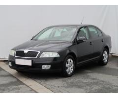 ŠKODA SUPERB COMBI 2.0TDI 140 LAURIN&K 4X4 DSG 7ST