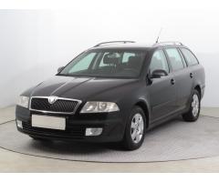 ŠKODA SUPERB COMBI 2.0TDI 140 LAURIN&K 4X4 DSG 7ST