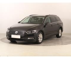 Volkswagen Passat 2.0 TDI 110kW - 3