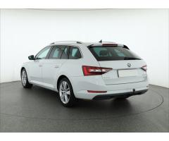 Škoda Superb 2.0 TDI 140kW - 5