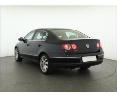 Volkswagen Passat 2.0 TDI 125kW - 5