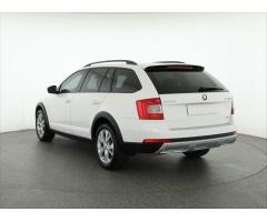 ŠKODA SUPERB COMBI 2.0TDI 140 LAURIN&K 4X4 DSG 7ST