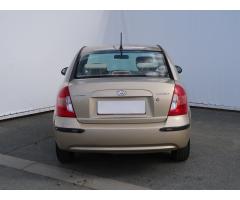 Hyundai Accent 1.4i 71kW - 6