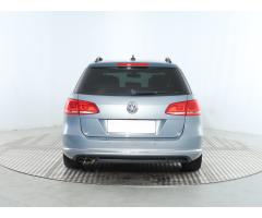 Volkswagen Passat 2.0 TDI 125kW - 6