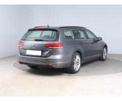 Volkswagen Passat 2.0 TDI 140kW - 7