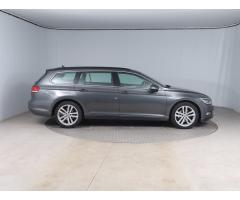 Volkswagen Passat 2.0 TDI 140kW - 8