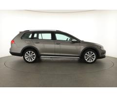 Volkswagen Golf 1.6 TDI 81kW - 8