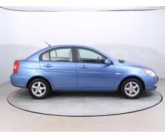 Hyundai Accent 1.4i 71kW - 8