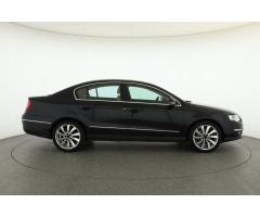 Volkswagen Passat 2.0 TDI 125kW - 8