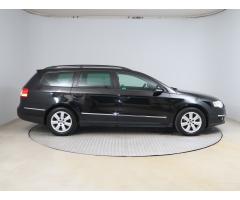 Volkswagen Passat 1.9 TDI 77kW - 8