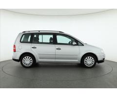 Volkswagen Touran 1.9 TDI 66kW - 8