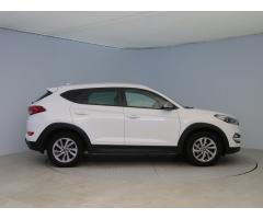 Hyundai Tucson 1.7 CRDi 85kW - 8