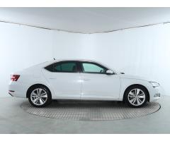 Škoda Superb 2.0 TDI 140kW - 8