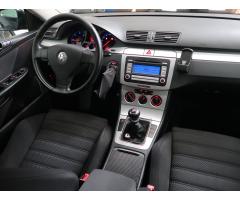 Volkswagen Passat 1.9 TDI 77kW - 9