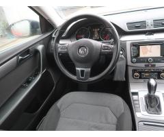 Volkswagen Passat 2.0 TDI 125kW - 9