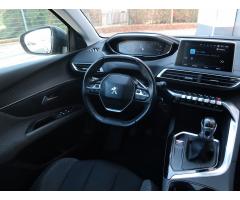 Peugeot 5008 PureTech 130 96kW - 9