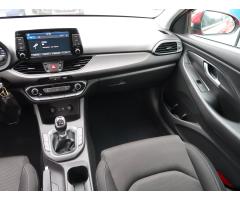 Hyundai i30 1.4 T-GDI 103kW - 11