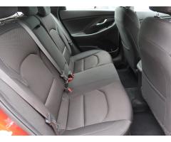 Hyundai i30 1.4 T-GDI 103kW - 13