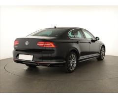 Volkswagen Passat 1.5 TSI 110kW - 7