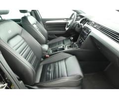 Volkswagen Passat 1.5 TSI 110kW - 12