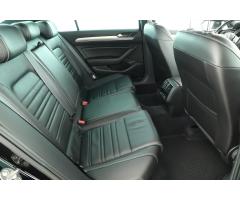 Volkswagen Passat 1.5 TSI 110kW - 13