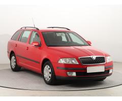 ŠKODA SUPERB COMBI 2.0TDI 140 LAURIN&K 4X4 DSG 7ST