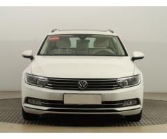 Volkswagen Passat 2.0 TDI 110kW - 2