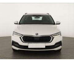 ŠKODA SUPERB COMBI 2.0TDI 140 LAURIN&K 4X4 DSG 7ST