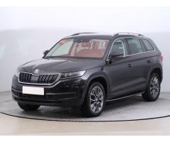 ŠKODA SUPERB COMBI 2.0TDI 140 LAURIN&K 4X4 DSG 7ST