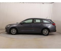 Hyundai i30 1.6 CRDi 81kW - 4