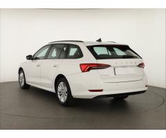 ŠKODA SUPERB COMBI 2.0TDI 140 LAURIN&K 4X4 DSG 7ST