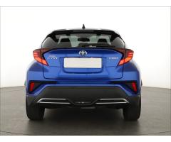 Toyota C-HR 2.0 Hybrid 135kW - 6