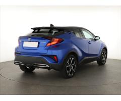 Toyota C-HR 2.0 Hybrid 135kW - 7