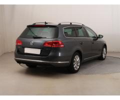 Volkswagen Passat 2.0 TDI 103kW - 8