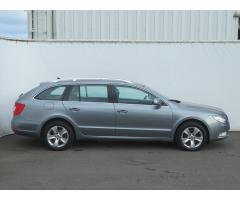 Škoda Superb 2.0 TDI 103kW - 8