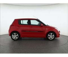 Suzuki Swift 1.3 i 67kW - 8